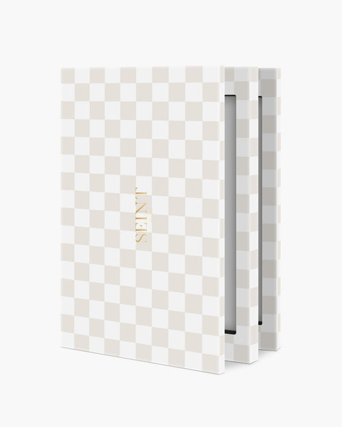 Seint IIID Palette 12 in Blanc Damier, beige and white checkerboard cover opened to show inner trays